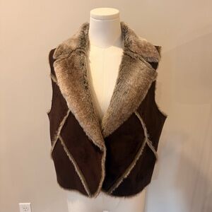 Faded Glory Dark Brown Vest with Faux Fur Trim